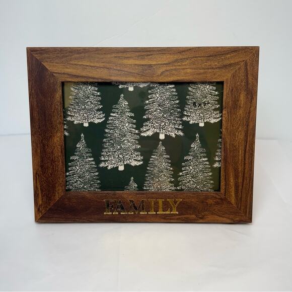 Threshold Brown Wooden “FAMILY” Photo Frame | Rustic Farmhouse 5x7 Frame - Picture 8 of 8